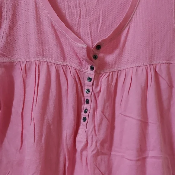 Aeropostale XL pink short sleeve top - Picture 2 of 5